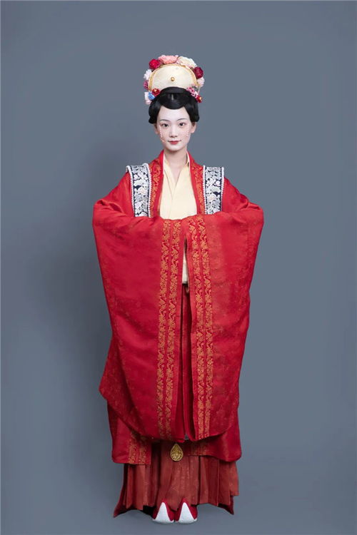 華夏衣冠,跨越千年 北京服裝學(xué)院助力 中國詩詞大會 呈現(xiàn)古代婚禮服飾